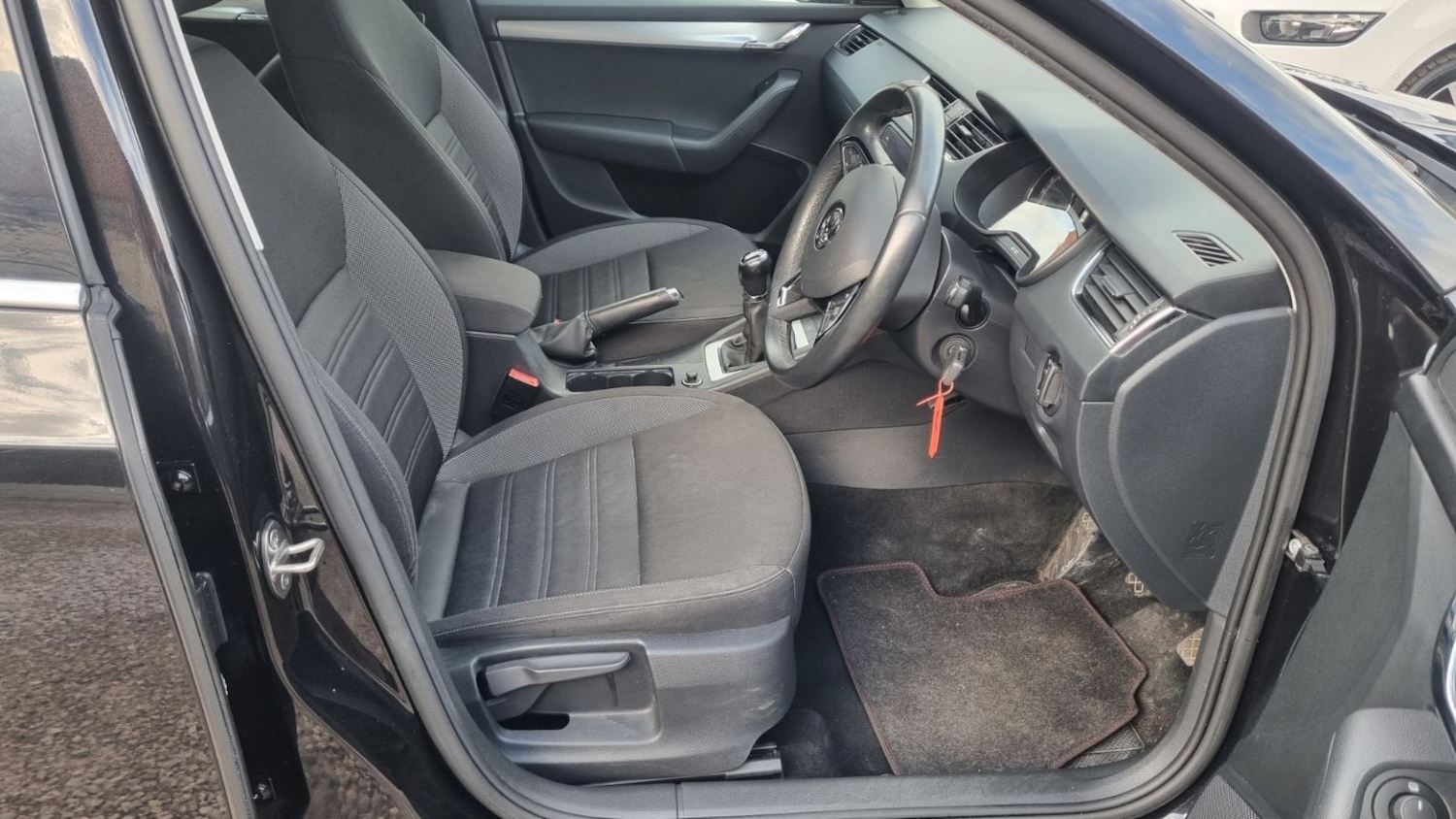 Used Skoda Octavia 2018 for sale - 76329779: Photo 19