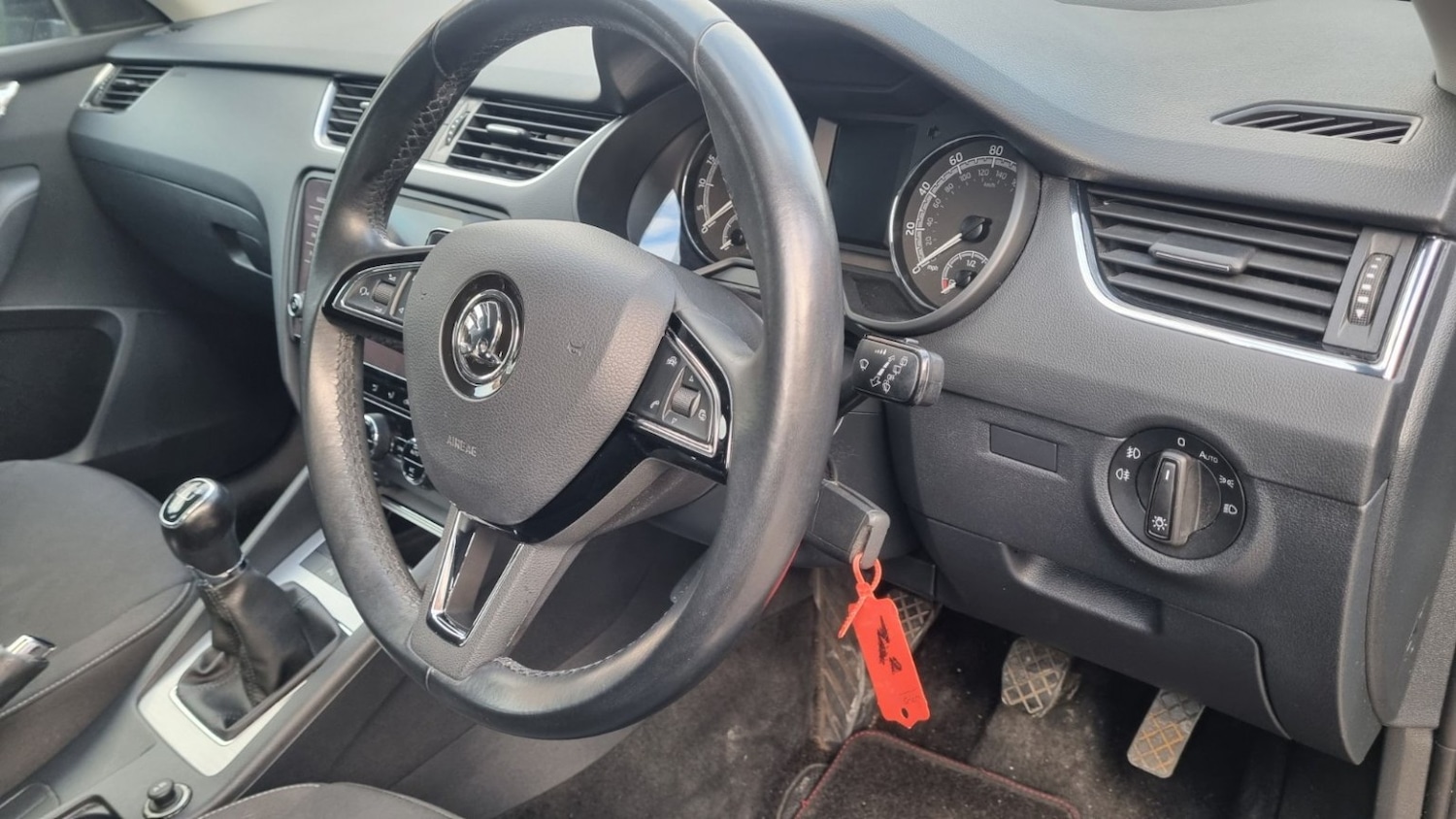 Used Skoda Octavia 2018 for sale - 76329779: Photo 21