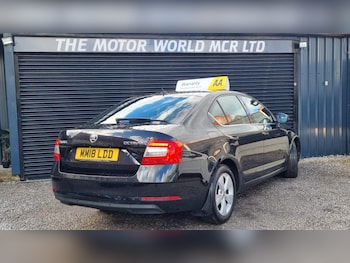 Used Skoda Octavia 2018 for sale - 76329779: Photo