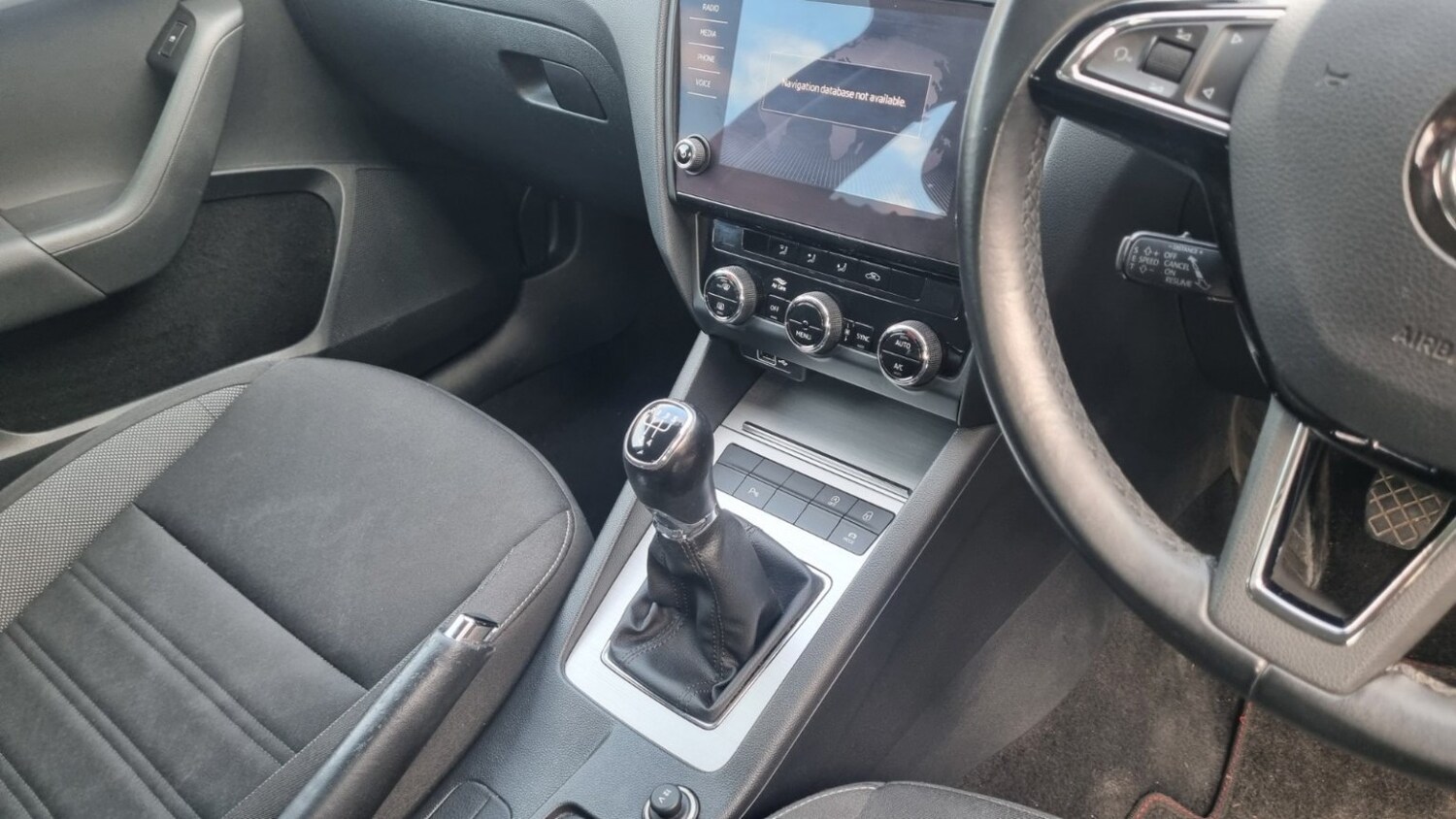 Used Skoda Octavia 2018 for sale - 76329779: Photo 50