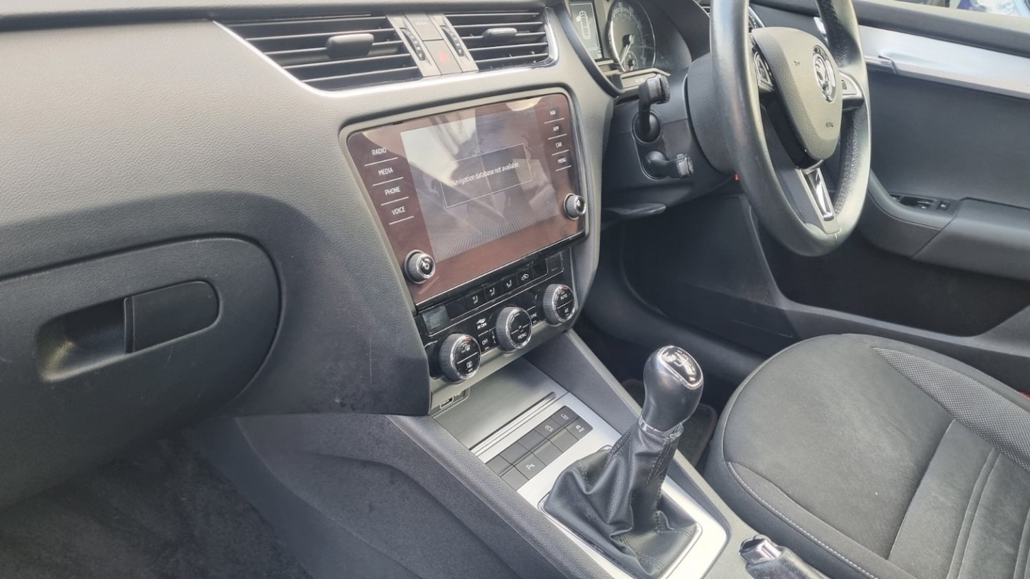 Used Skoda Octavia 2018 for sale - 76329779: Photo 56