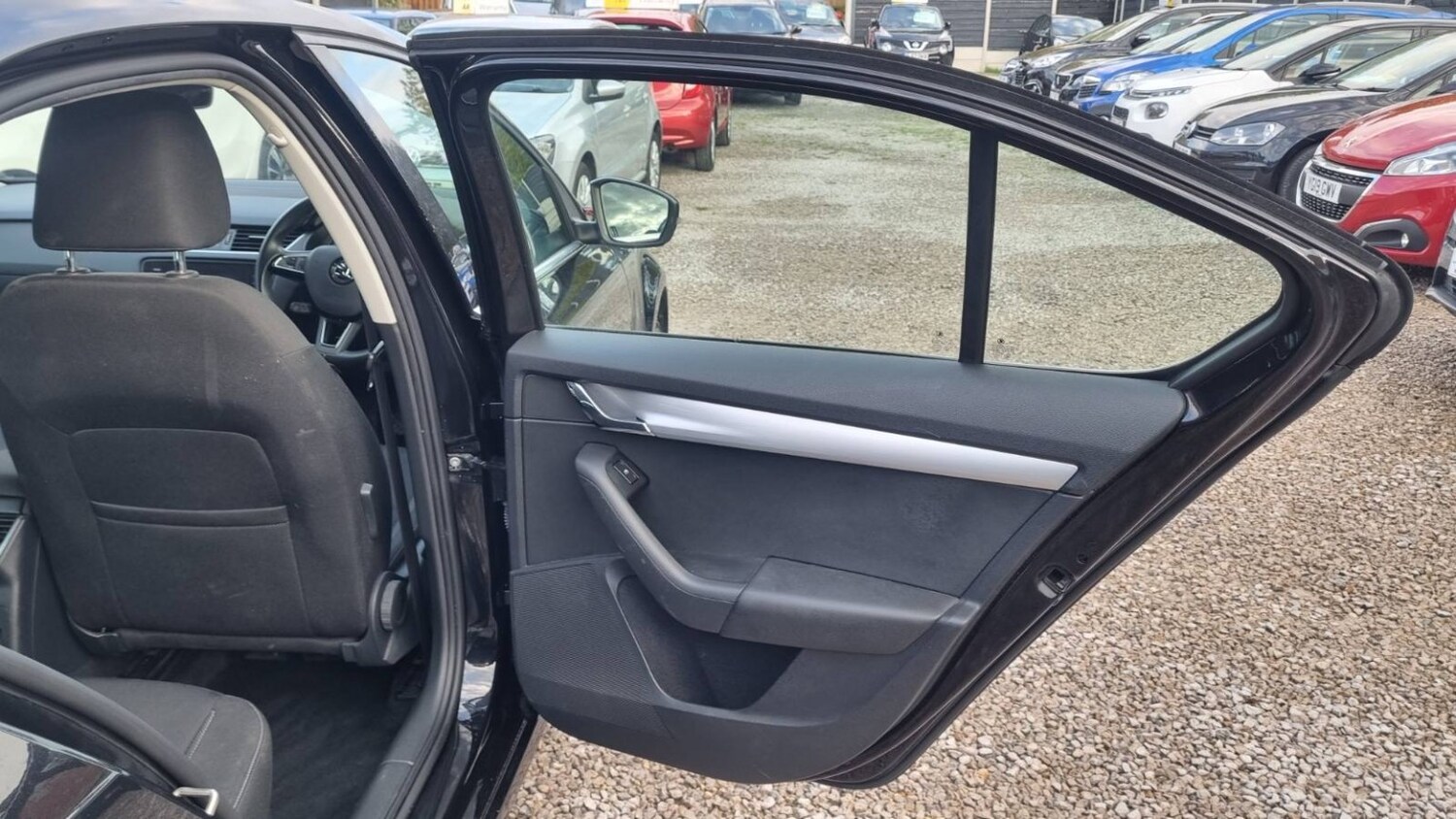 Used Skoda Octavia 2018 for sale - 76329779: Photo 65