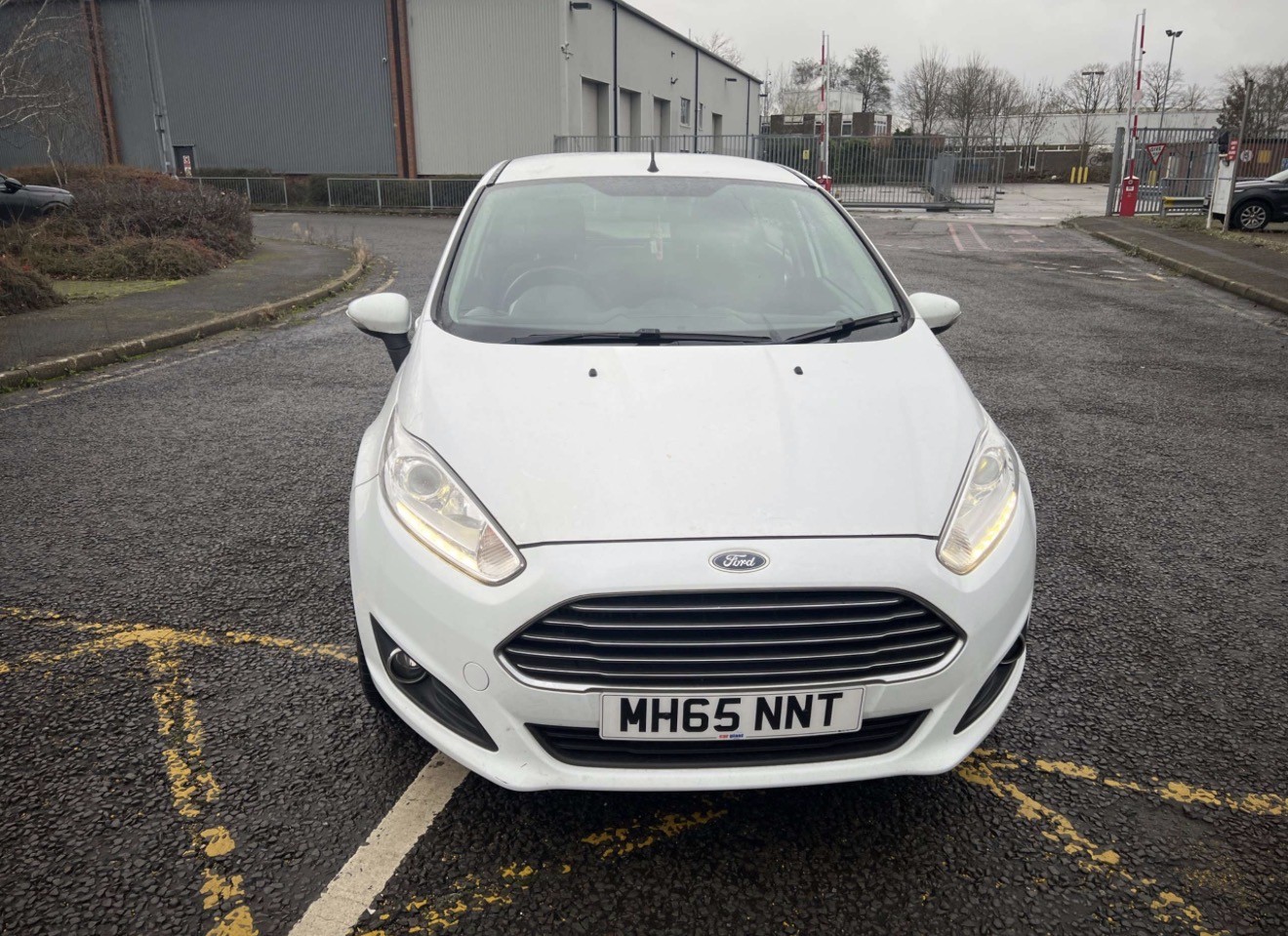 Used Ford Fiesta 2016 for sale - 77093947: Photo 2