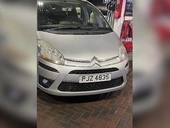 Used Citroen C4 Picasso 2013 for sale - 77474821: Photo