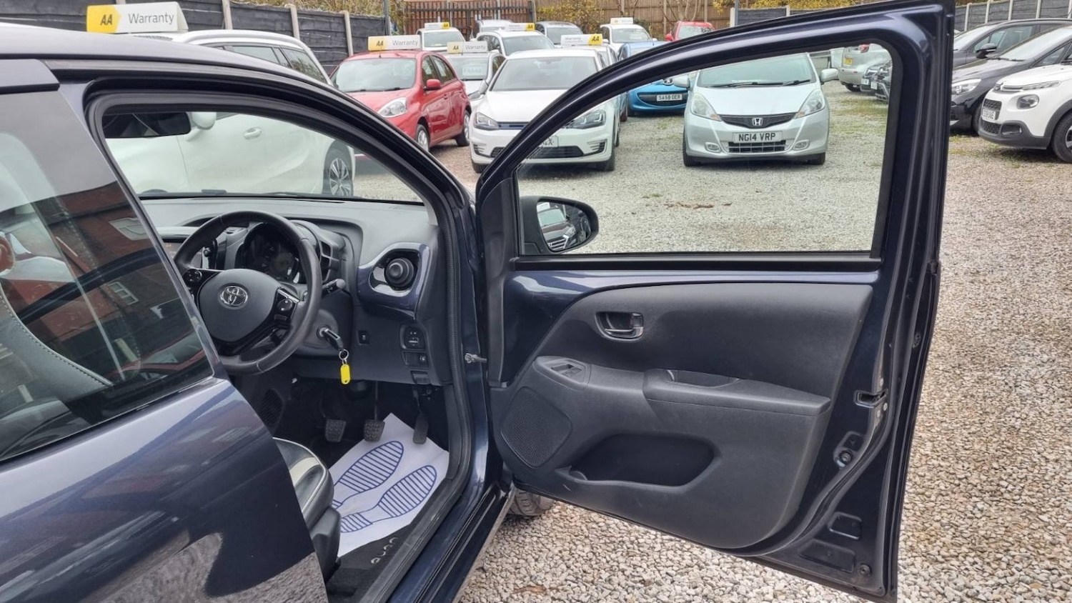 Used Toyota AYGO 2015 for sale - 76531197: Photo 16