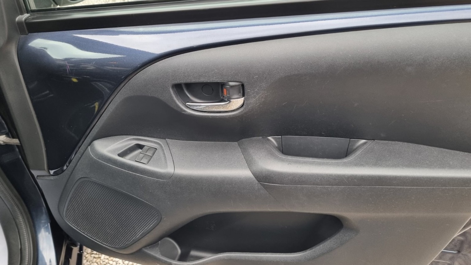 Used Toyota AYGO 2015 for sale - 76531197: Photo 17