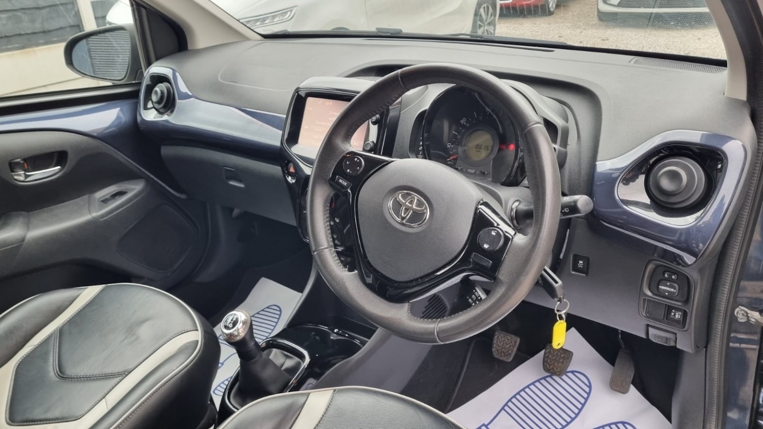 Used Toyota AYGO 2015 for sale - 76531197: Photo 18