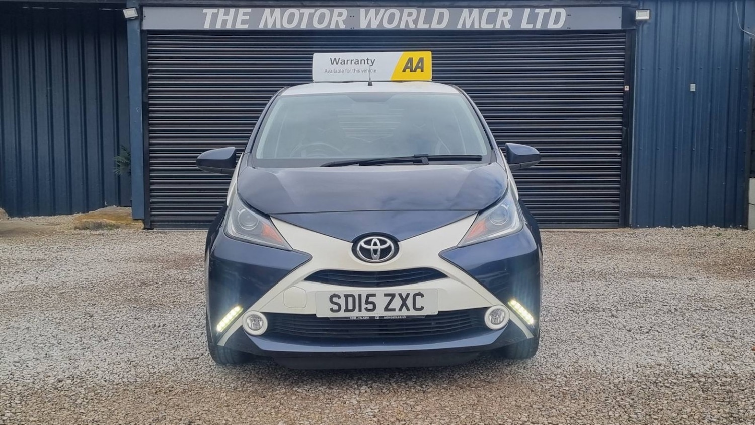 Used Toyota AYGO 2015 for sale - 76531197: Photo 2