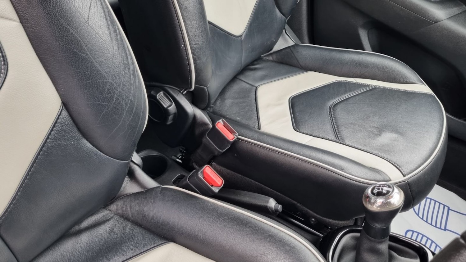 Used Toyota AYGO 2015 for sale - 76531197: Photo 22