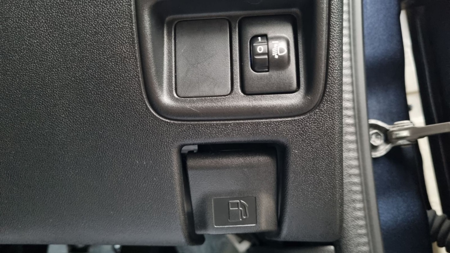 Used Toyota AYGO 2015 for sale - 76531197: Photo 41