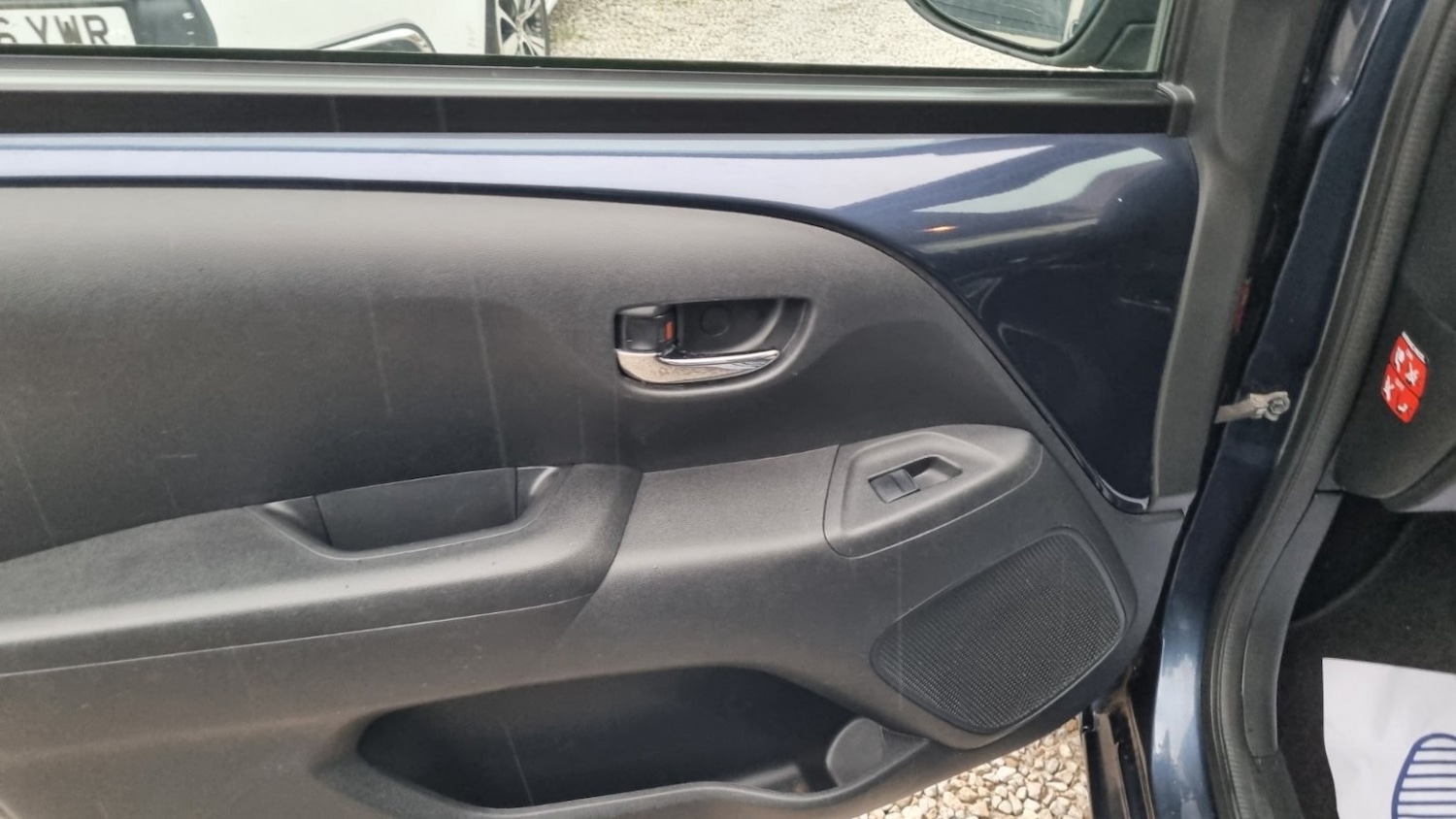 Used Toyota AYGO 2015 for sale - 76531197: Photo 44