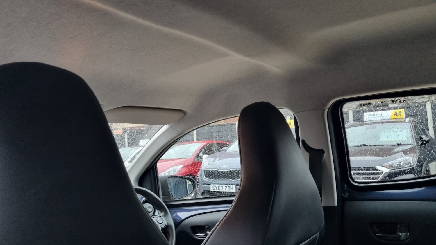 Used Toyota AYGO 2015 for sale - 76531197: Photo 54