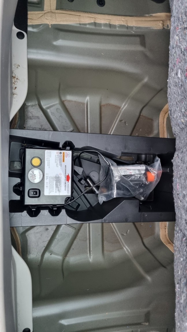 Used Toyota AYGO 2015 for sale - 76531197: Photo 65