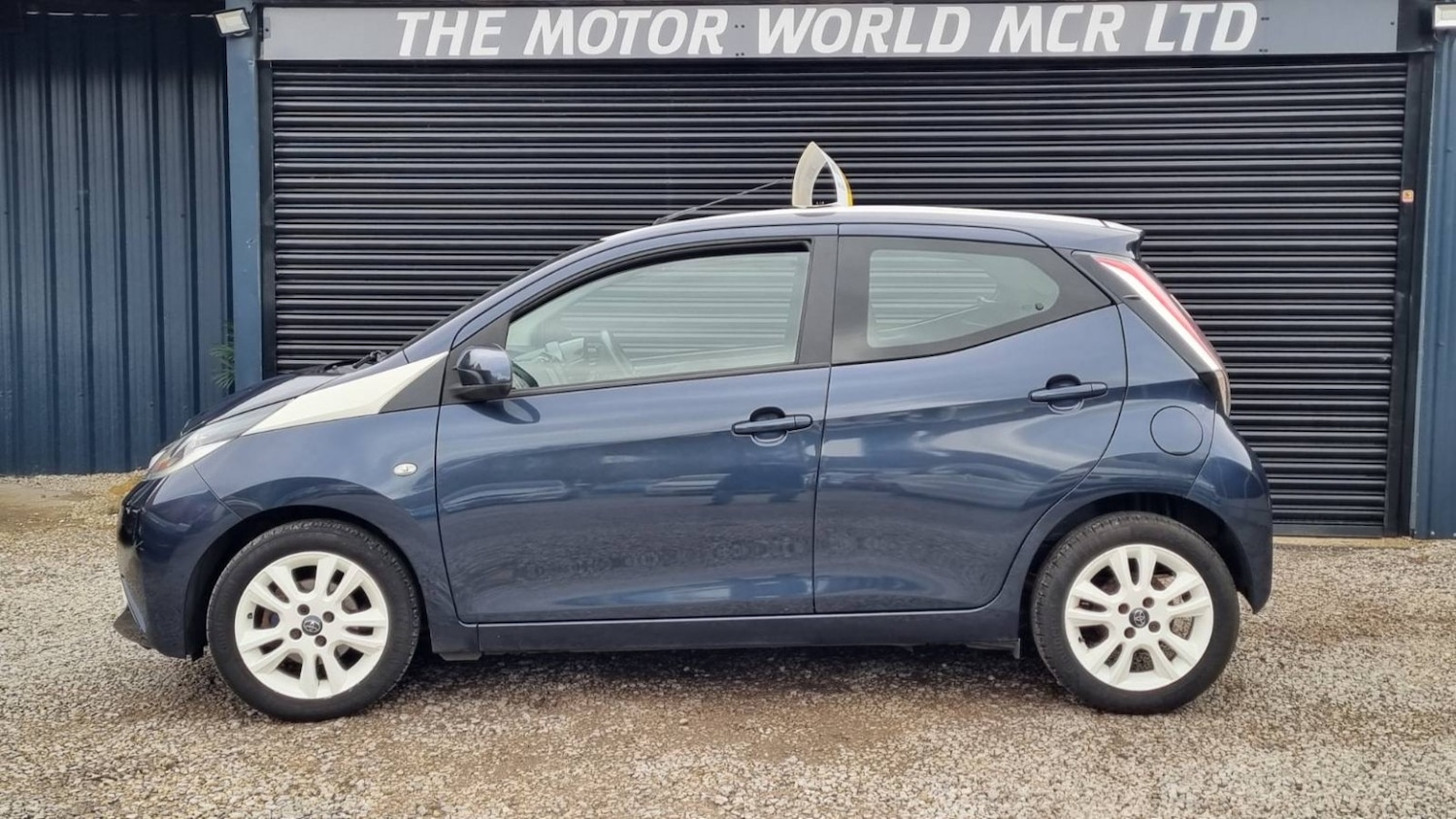 Used Toyota AYGO 2015 for sale - 76531197: Photo 8