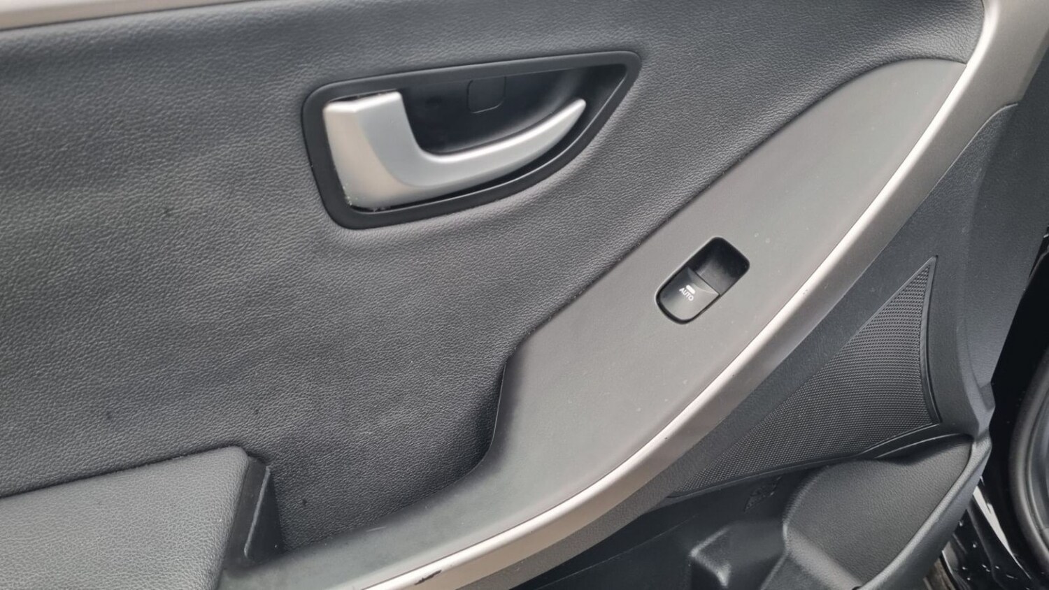 Used Hyundai i30 2016 for sale - 77363563: Photo 45