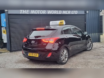 Used Hyundai i30 2016 for sale - 77363563: Photo