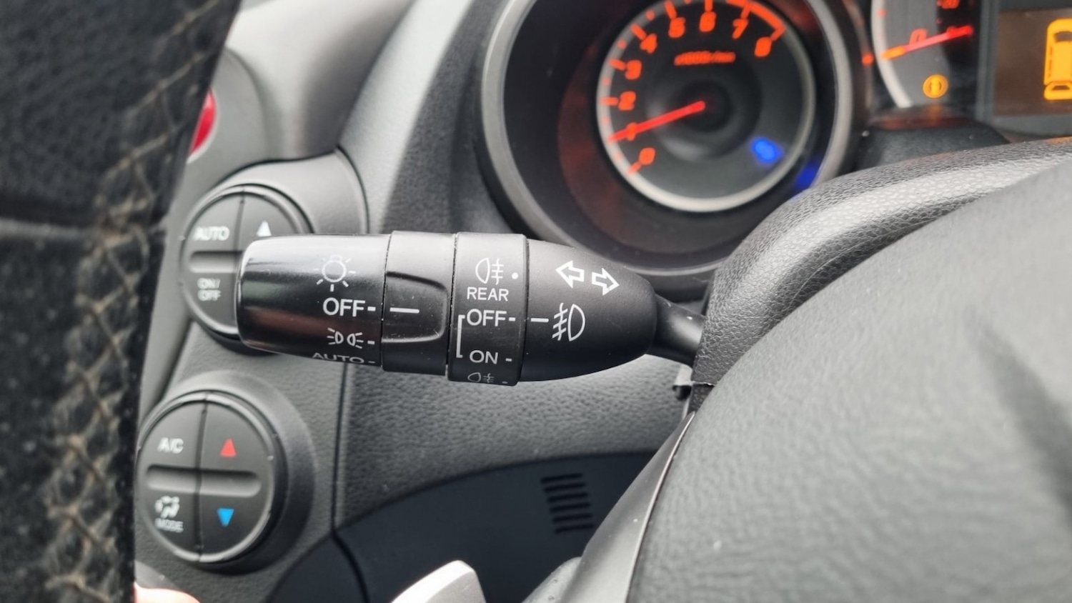 Used Honda Jazz 2014 for sale - 76531195: Photo 22