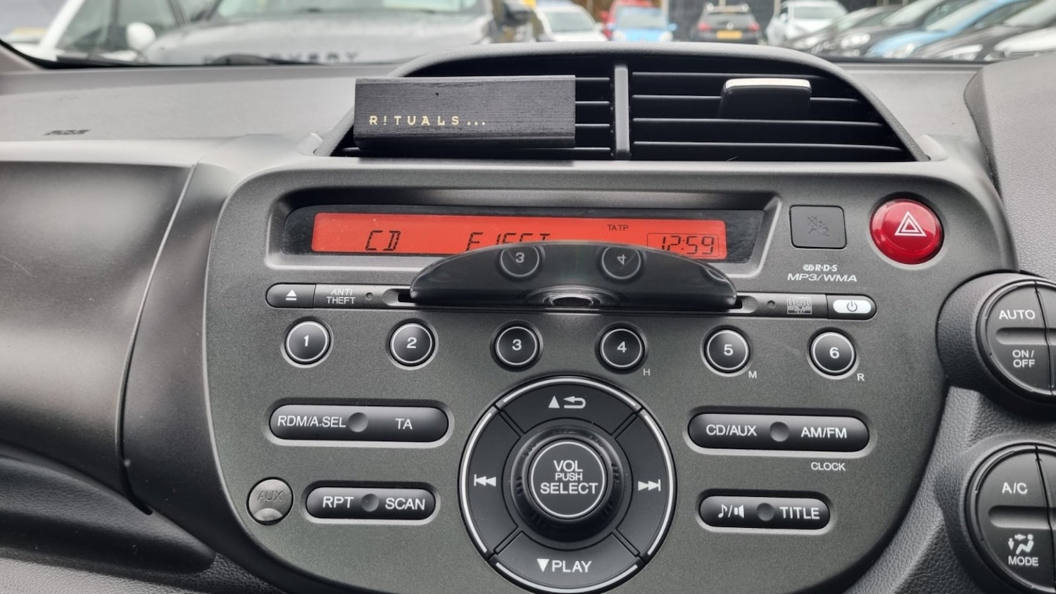 Used Honda Jazz 2014 for sale - 76531195: Photo 33