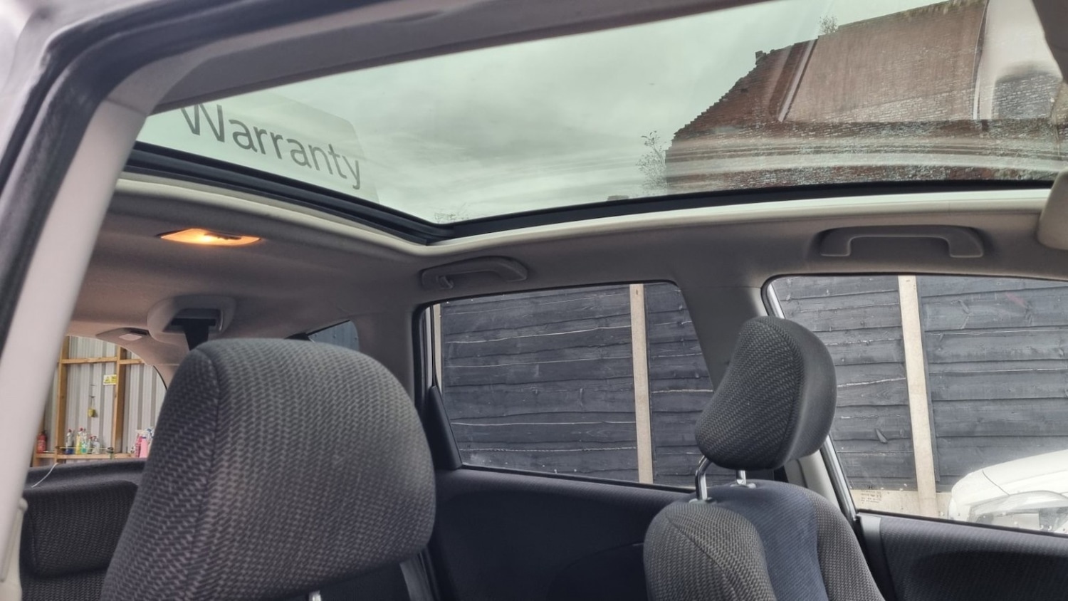 Used Honda Jazz 2014 for sale - 76531195: Photo 38