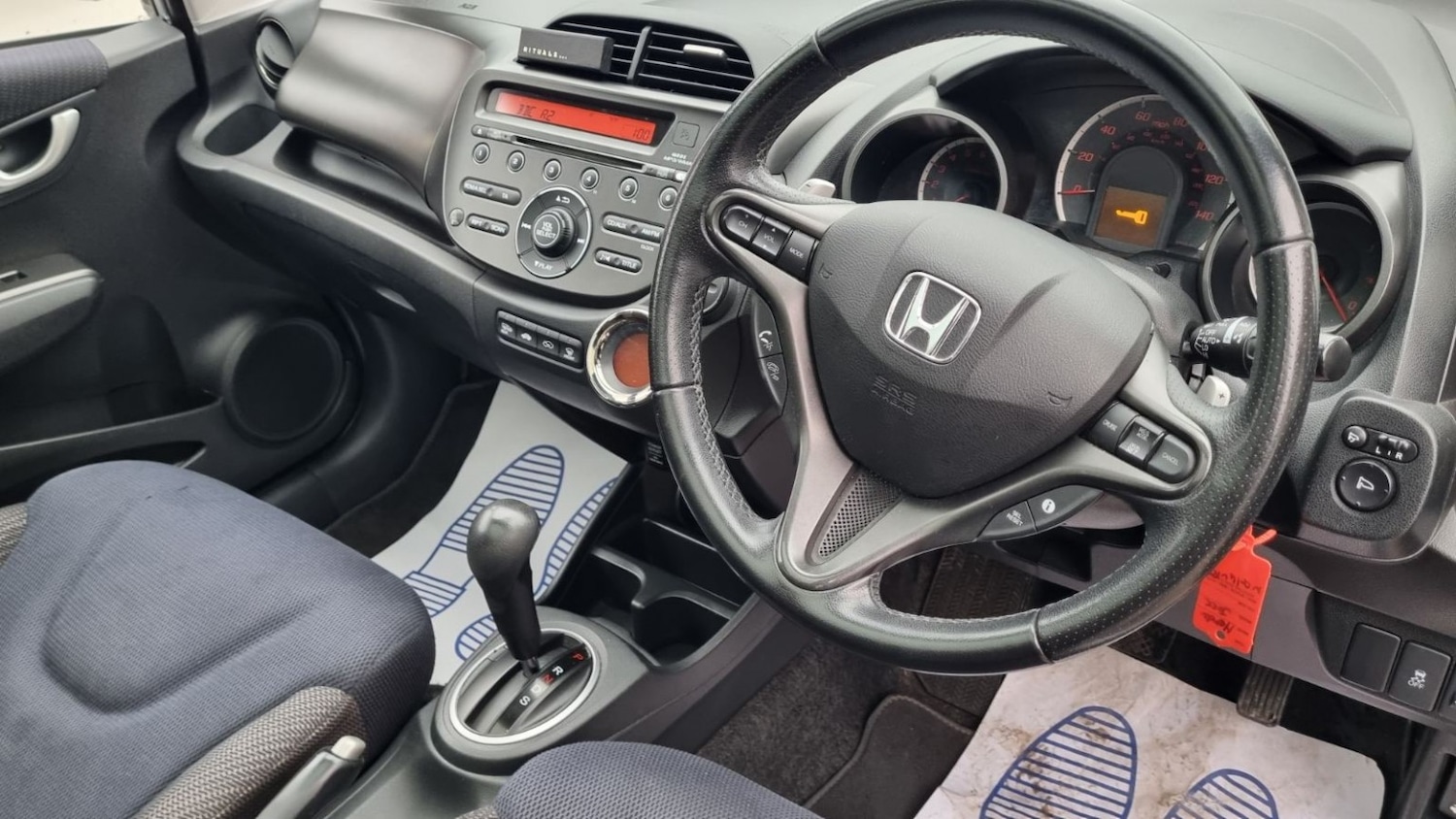 Used Honda Jazz 2014 for sale - 76531195: Photo 39