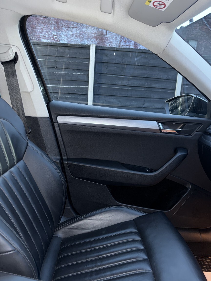 Used Skoda Superb 2019 for sale - 77516123: Photo 18