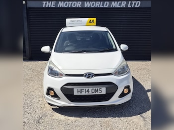 Used Hyundai i10 2014 for sale - 79444800: Photo