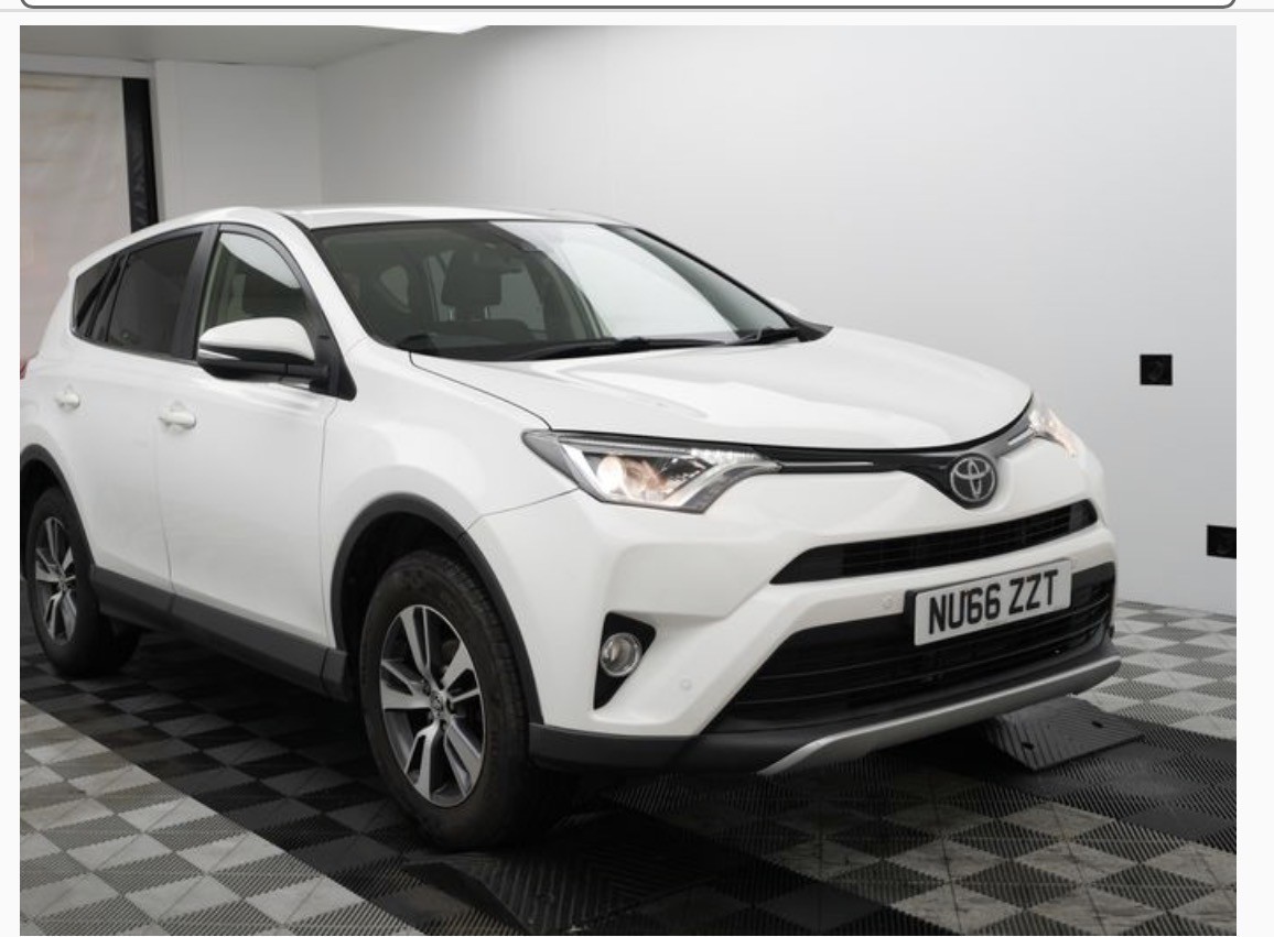 Used Toyota RAV4 2016 for sale - 77938028: Photo 2