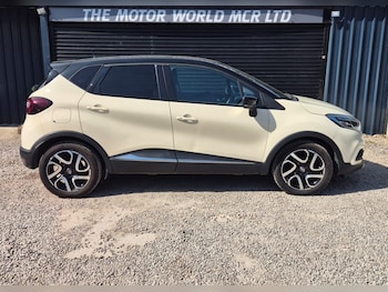 Used Renault Captur 2018 for sale - 78250080: Photo