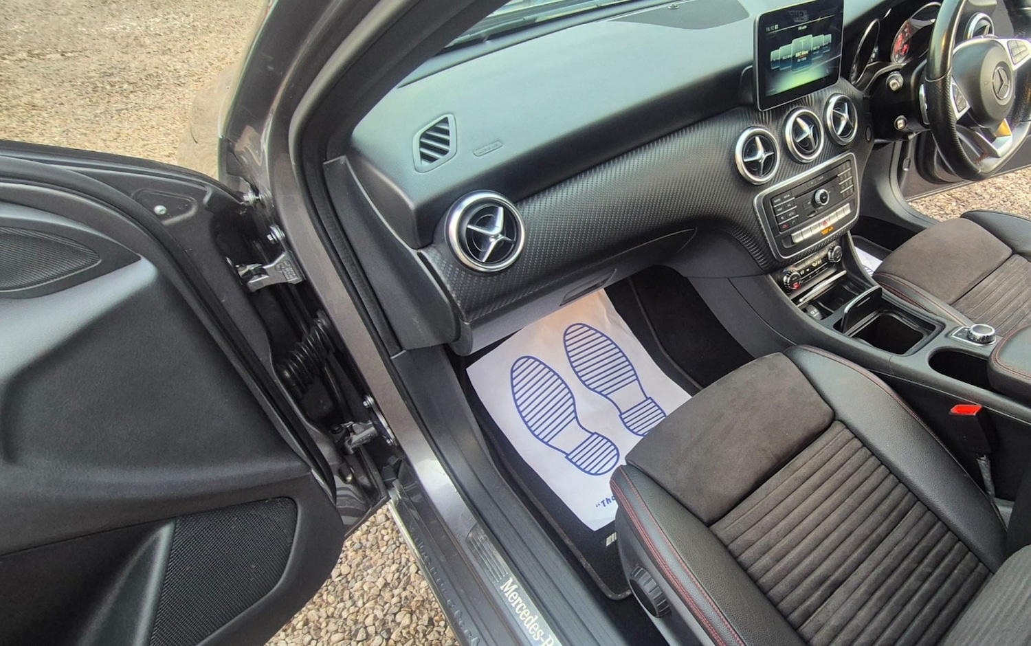 Used Mercedes-Benz A-Class 2017 for sale - 77363593: Photo 42