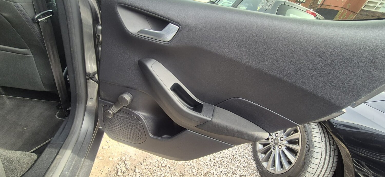 Used Ford Fiesta 2017 for sale - 78038984: Photo 35