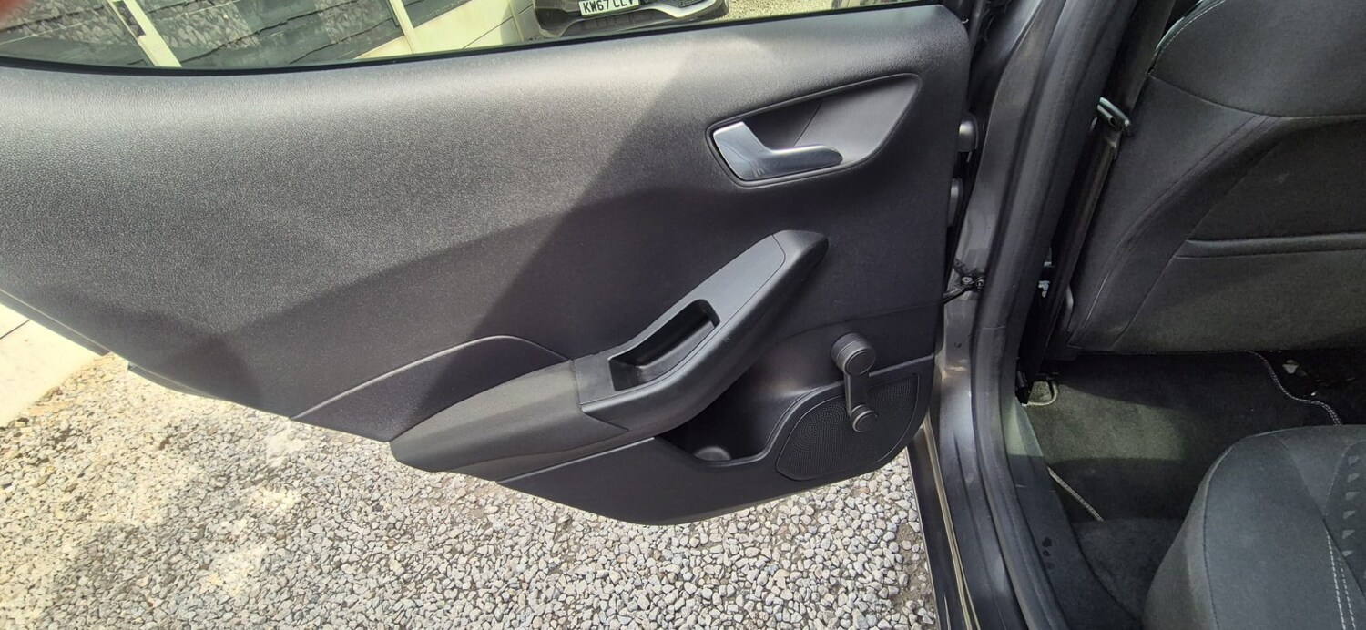 Used Ford Fiesta 2017 for sale - 78038984: Photo 41