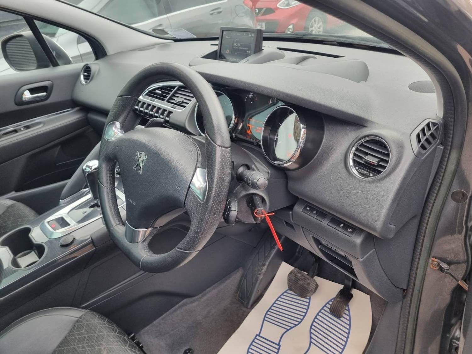 Used Peugeot 3008 2014 for sale - 77681794: Photo 42