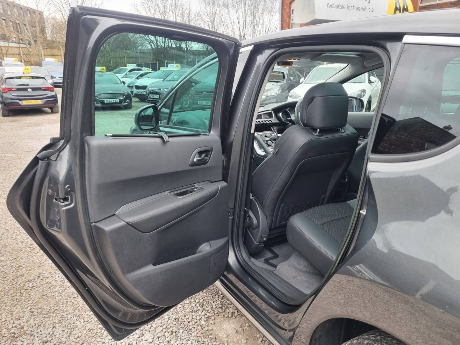 Used Peugeot 3008 2014 for sale - 77681794: Photo 54