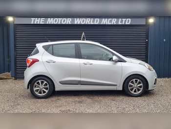 Used Hyundai i10 2014 for sale - 76363048: Photo