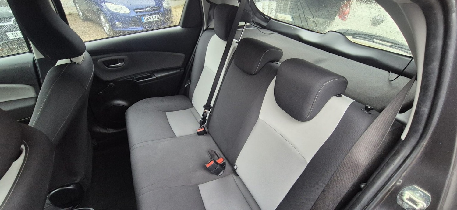 Used Toyota Yaris 2017 for sale - 78038898: Photo 41