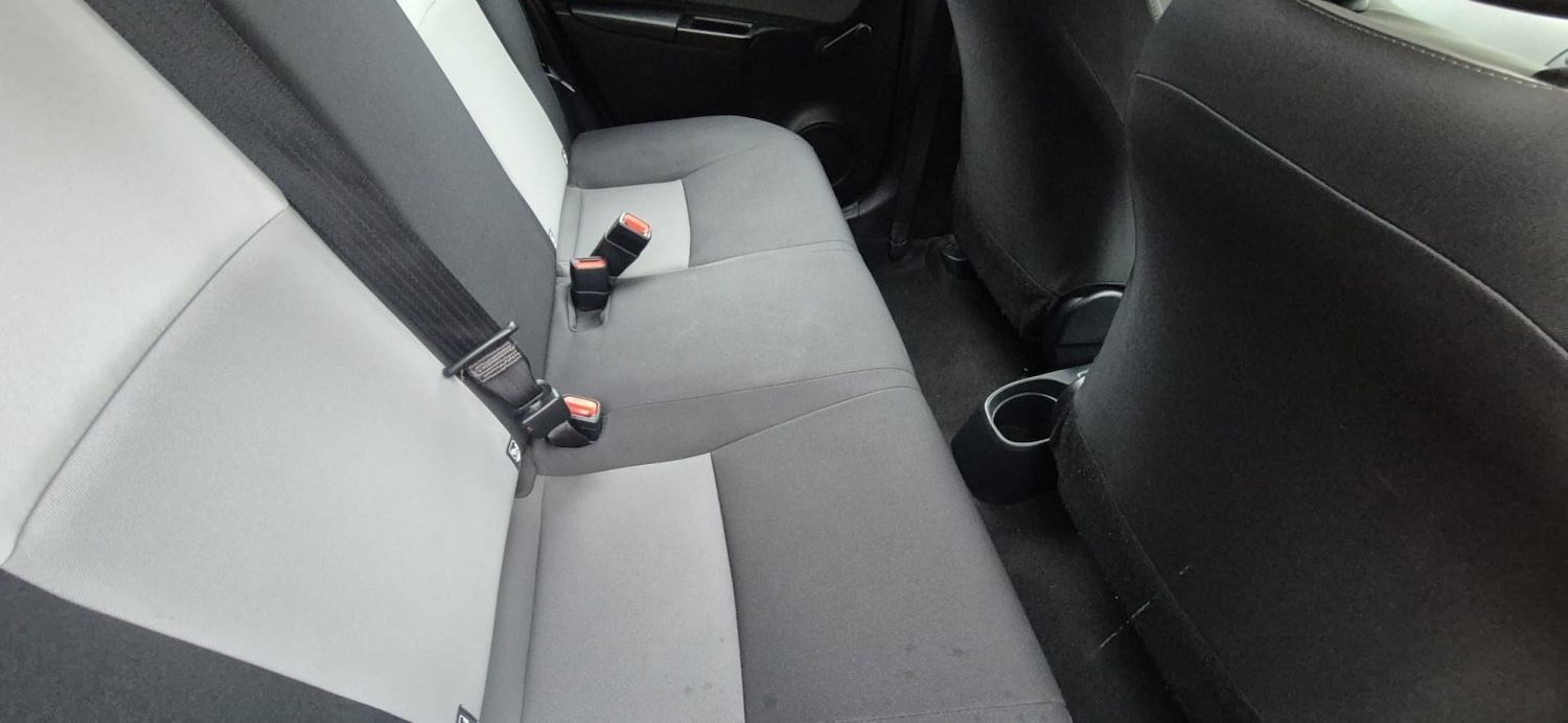 Used Toyota Yaris 2017 for sale - 78038898: Photo 46