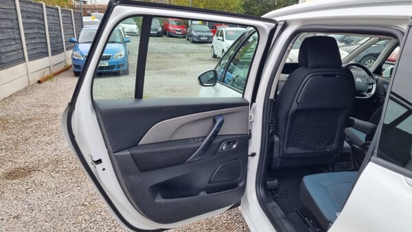 Used Citroen C4 Grand Picasso 2016 for sale - 76211741: Photo 58