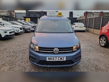 Used Volkswagen Caddy Maxi Life 2017 for sale - 77363574: Photo