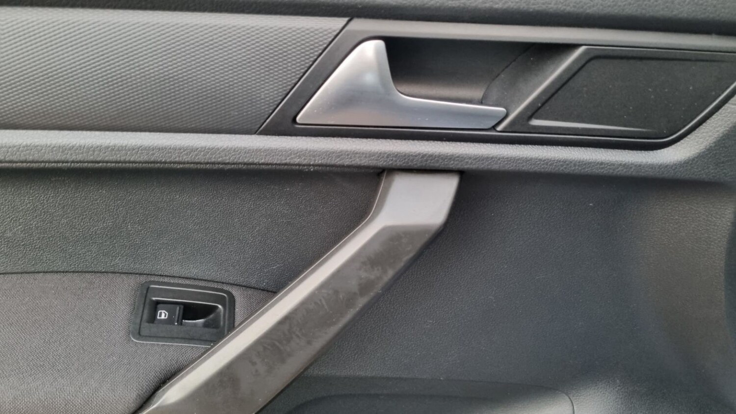 Used Volkswagen Caddy Maxi Life 2017 for sale - 77363574: Photo 40