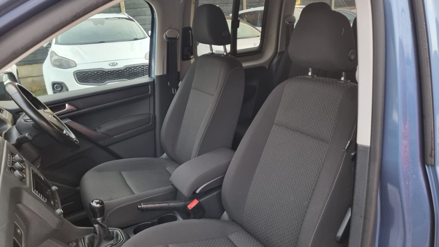 Used Volkswagen Caddy Maxi Life 2017 for sale - 77363574: Photo 43