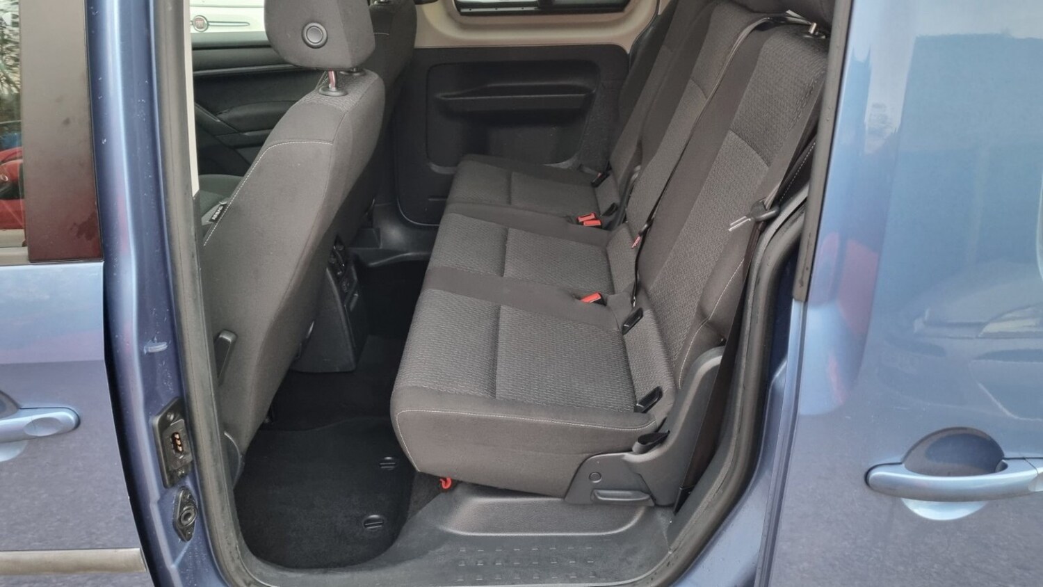 Used Volkswagen Caddy Maxi Life 2017 for sale - 77363574: Photo 47