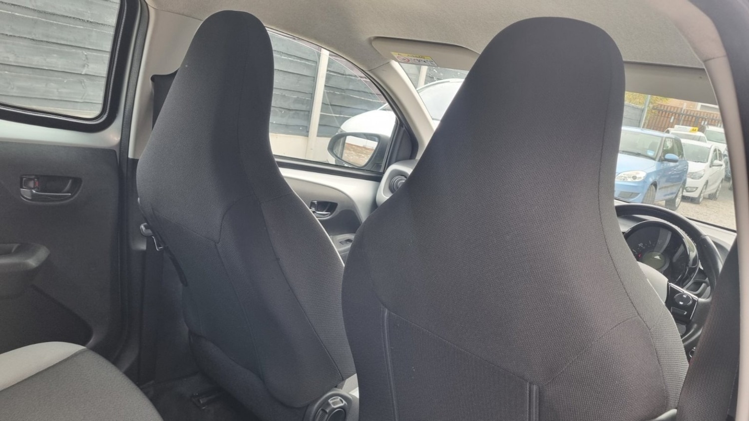 Used Toyota AYGO 2016 for sale - 76769496: Photo 55