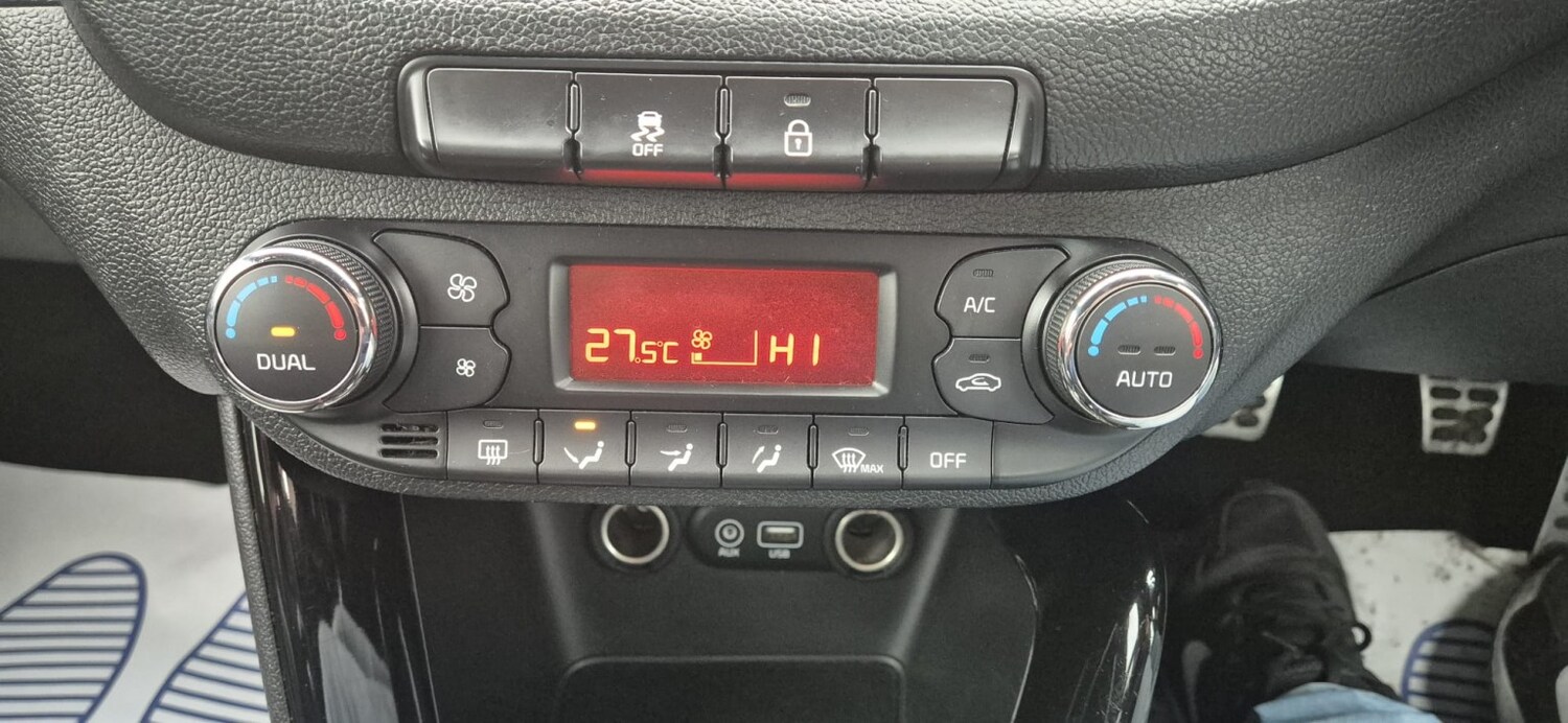 Used Kia Ceed 2018 for sale - 77363562: Photo 33