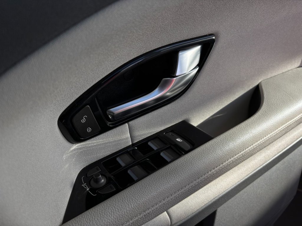 Used Land Rover Range Rover Evoque 2017 for sale - 76617179: Photo 22