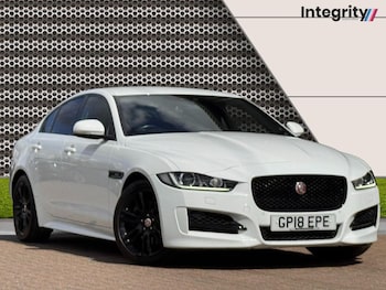 Used Jaguar XE 2018 for sale - 78329978: Photo