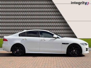 Used Jaguar XE 2018 for sale - 78329978: Photo