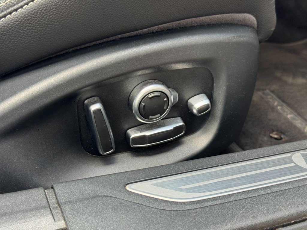 Used Jaguar XF 2017 for sale - 77422065: Photo 38