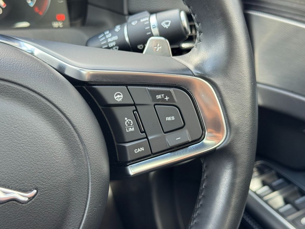 Used Jaguar XF 2017 for sale - 77422065: Photo 42