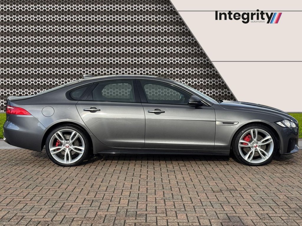 Used Jaguar XF 2017 for sale - 77422065: Photo 9