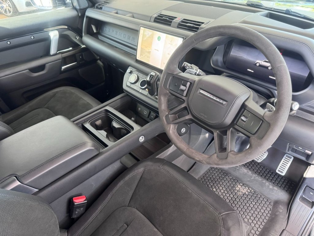 Used Land Rover Defender 2022 for sale - 76966299: Photo 11